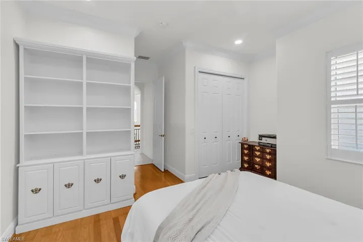 9142  Cherry Oaks  LN, Naples, FL 34114