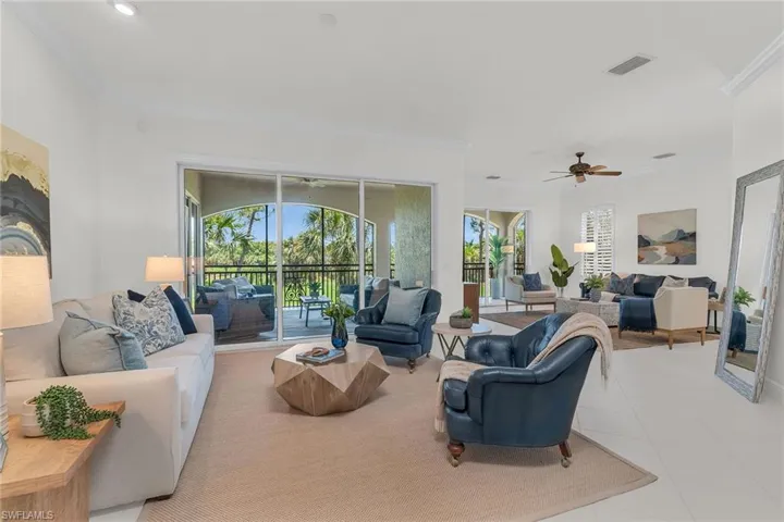 9142  Cherry Oaks  LN, Naples, FL 34114