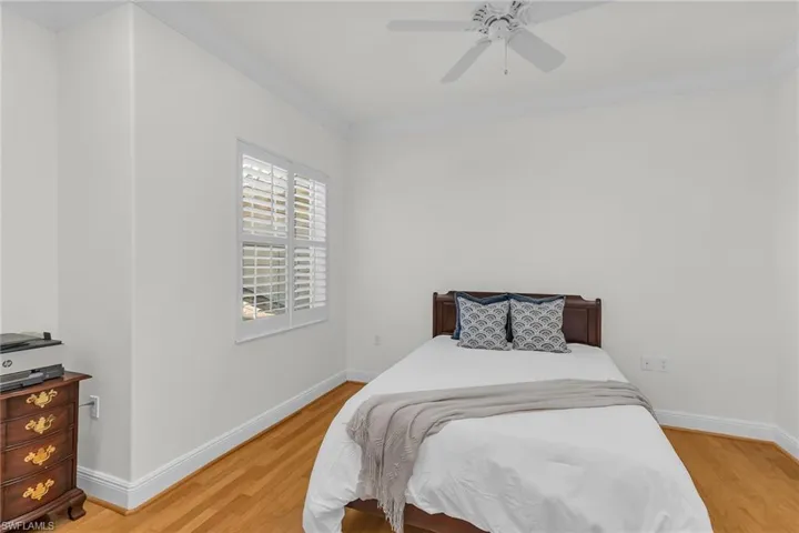 9142  Cherry Oaks  LN, Naples, FL 34114