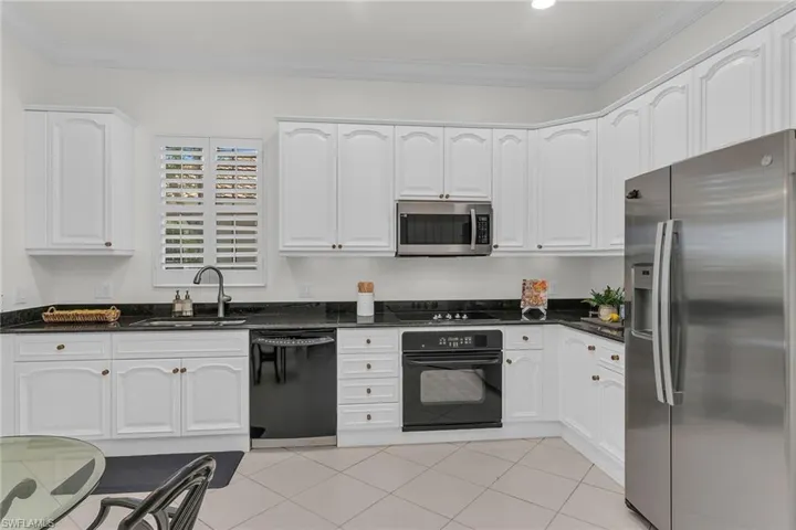 9142  Cherry Oaks  LN, Naples, FL 34114
