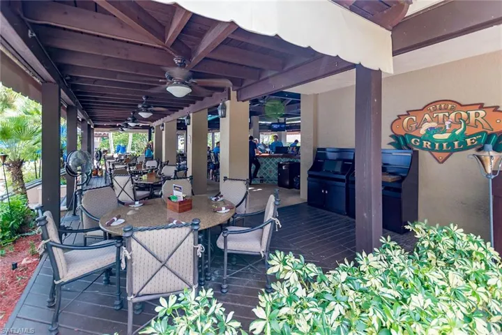 9142  Cherry Oaks  LN, Naples, FL 34114