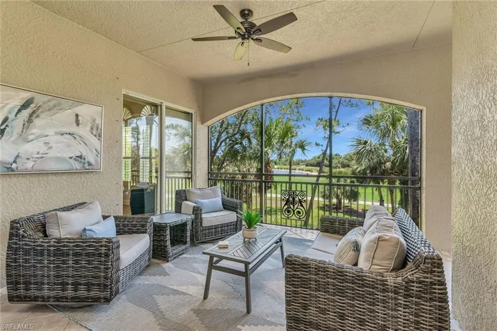 9142  Cherry Oaks  LN, Naples, FL 34114
