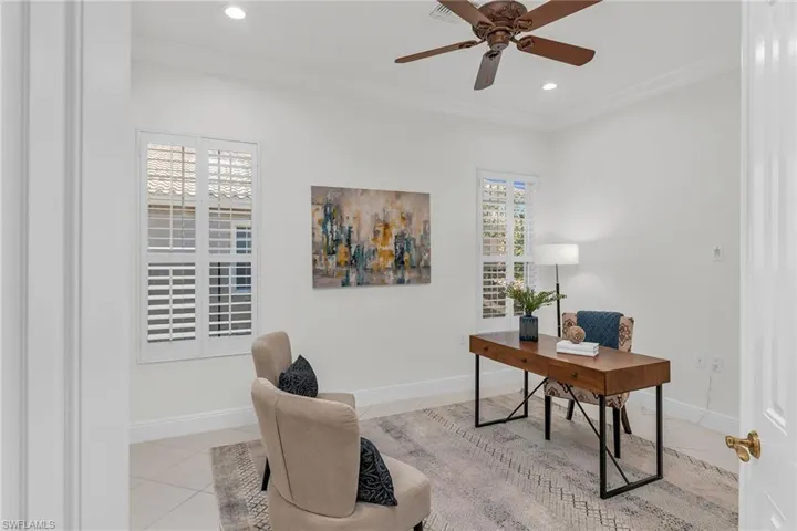 9142  Cherry Oaks  LN, Naples, FL 34114