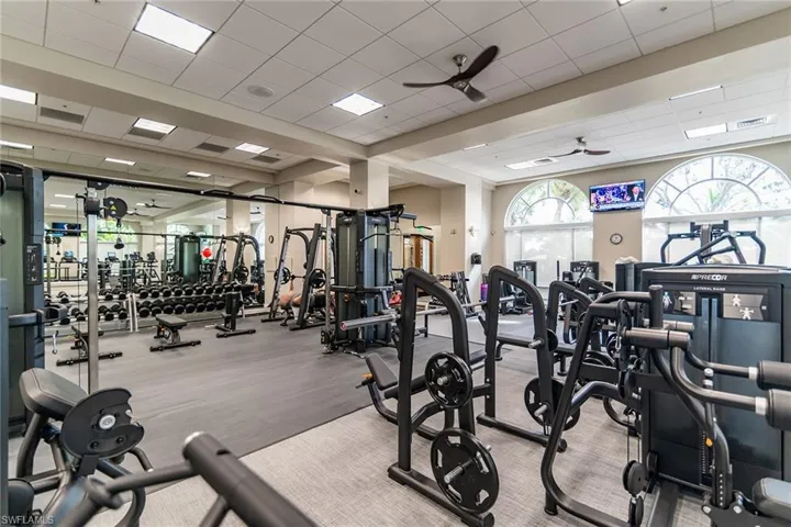 9142  Cherry Oaks  LN, Naples, FL 34114