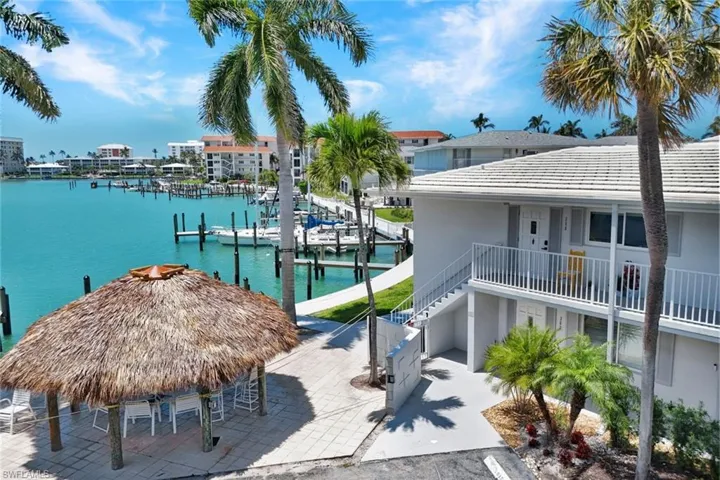 388 Harbour Dr 388, Naples, Florida 34103