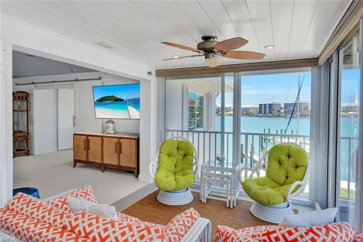 388 Harbour Dr 388, Naples, Florida 34103