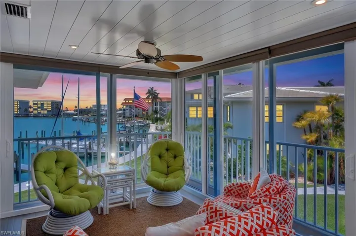 388 Harbour Dr 388, Naples, Florida 34103