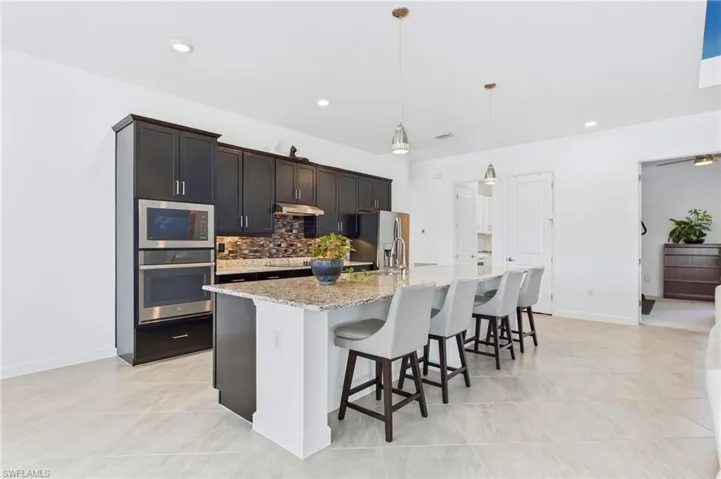 11718 Canopy Loop, Fort Myers, Florida 33913