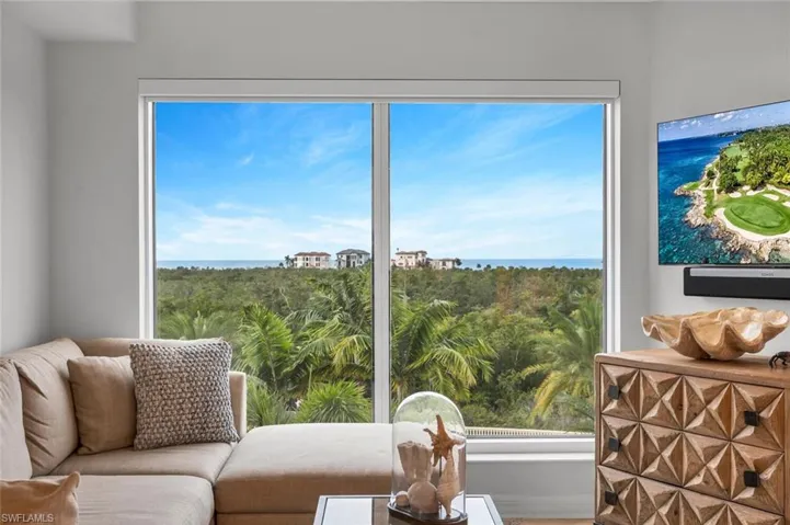 7575 Pelican Bay Blvd # 402, Naples Fl 34108