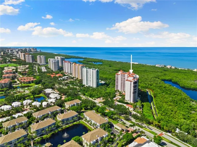 Montenero in Pelican Bay