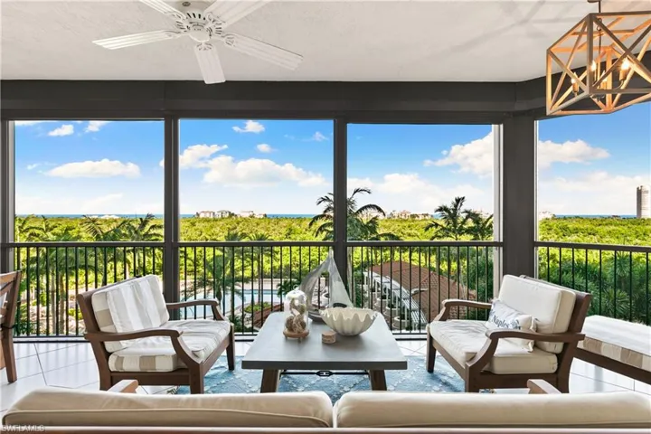 7575 Pelican Bay Blvd # 402, Naples Fl 34108