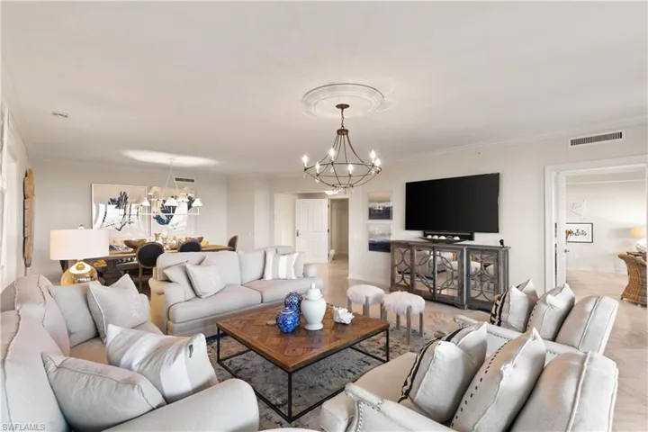 7575 Pelican Bay Blvd # 402, Naples Fl 34108