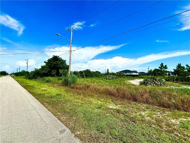 3215 32nd St Sw, Lehigh Acres, Florida 33976