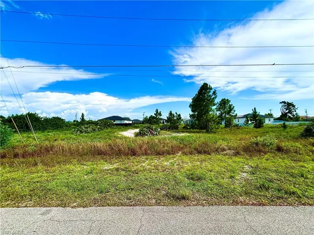 3215 32nd St Sw, Lehigh Acres, Florida 33976