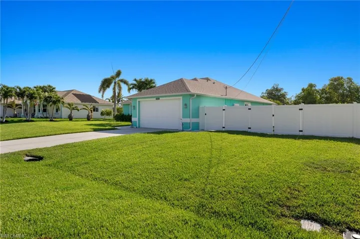 1223 Sw 2nd Ave, Cape Coral Fl 33991