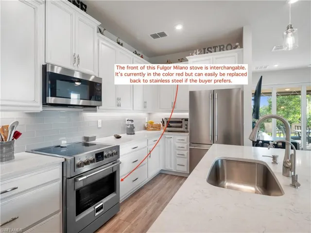 10373  Bonavie Cove  DR, Fort Myers, FL 33966