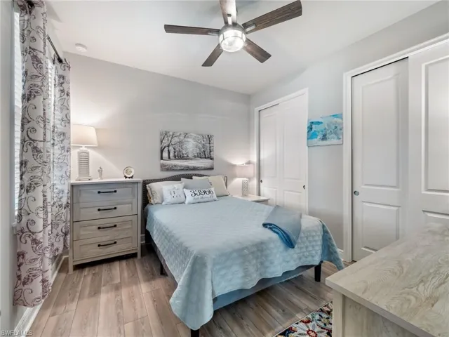 10373  Bonavie Cove  DR, Fort Myers, FL 33966
