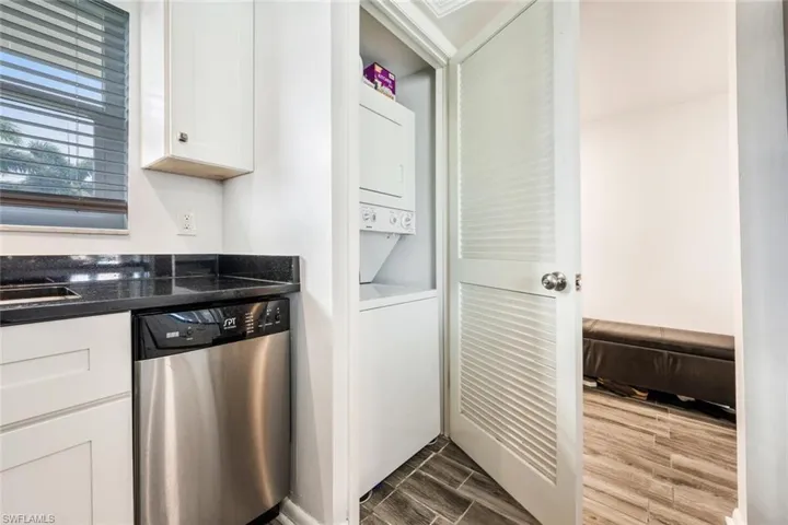 325 Charlemagne Blvd # A100, Naples Fl 34112