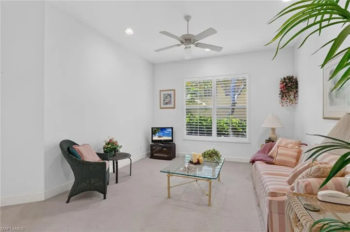 5278 Kensington High St, Naples, Florida 34105