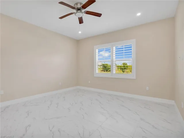257  Indies Dr E  , Naples, FL 34114