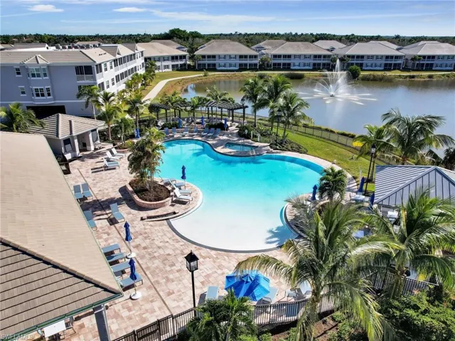 257  Indies Dr E  , Naples, FL 34114