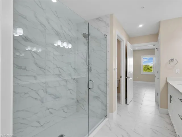 257  Indies Dr E  , Naples, FL 34114
