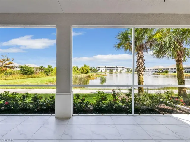257  Indies Dr E  , Naples, FL 34114
