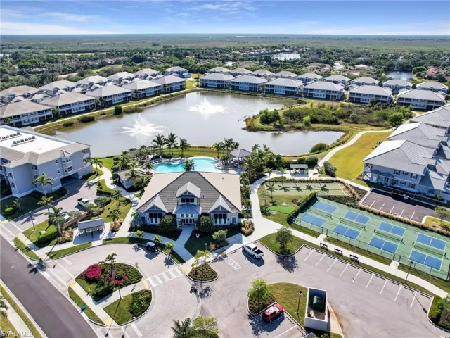 257  Indies Dr E  , Naples, FL 34114