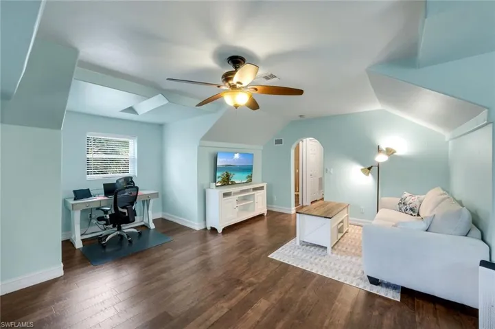 2661 Golden Gate Blvd W, Naples, Florida 34120