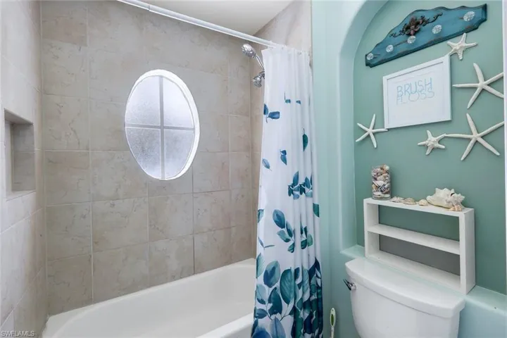 2661 Golden Gate Blvd W, Naples, Florida 34120