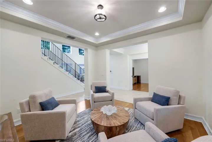 2661 Golden Gate Blvd W, Naples, Florida 34120