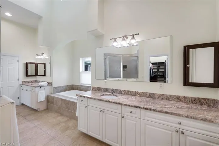 2661 Golden Gate Blvd W, Naples, Florida 34120