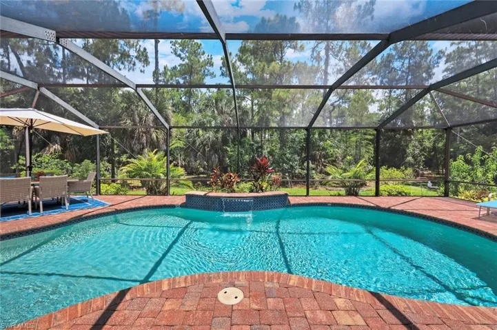 2661 Golden Gate Blvd W, Naples, Florida 34120