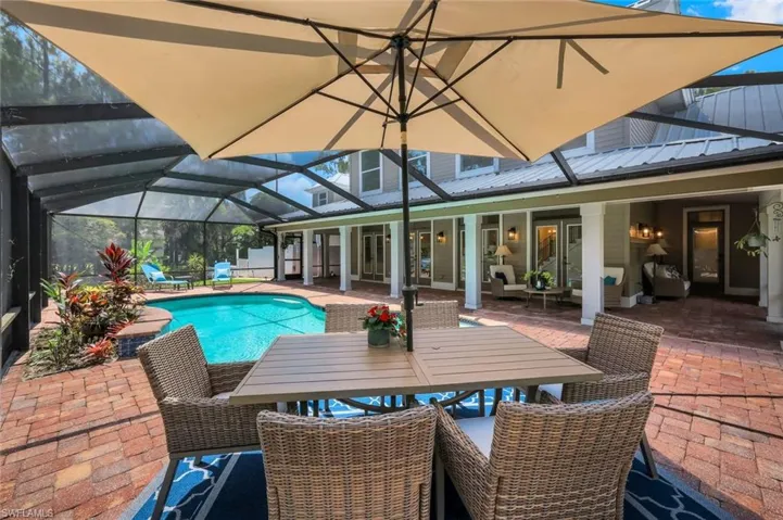 2661 Golden Gate Blvd W, Naples, Florida 34120