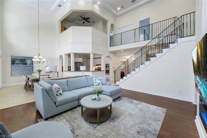 2661 Golden Gate Blvd W, Naples, Florida 34120