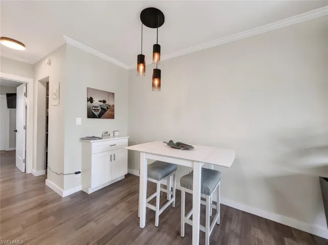 473 12th Ave S B6, Naples, Florida 34102