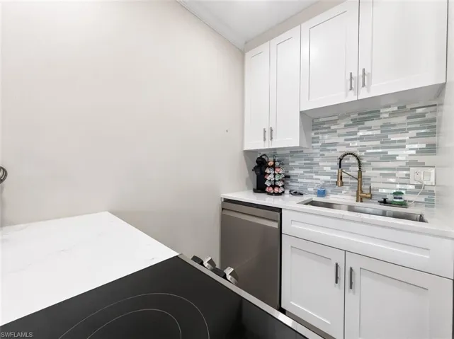 473 12th Ave S B6, Naples, Florida 34102