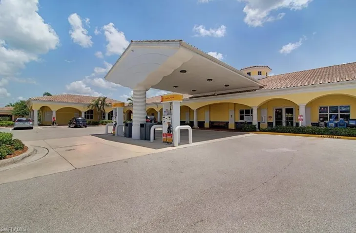 28012 Quiet Water WAY, BONITA SPRINGS FL 34135