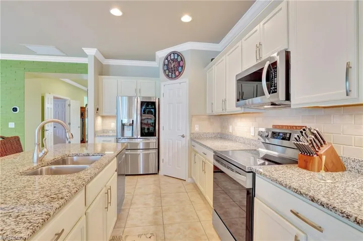28012 Quiet Water WAY, BONITA SPRINGS FL 34135