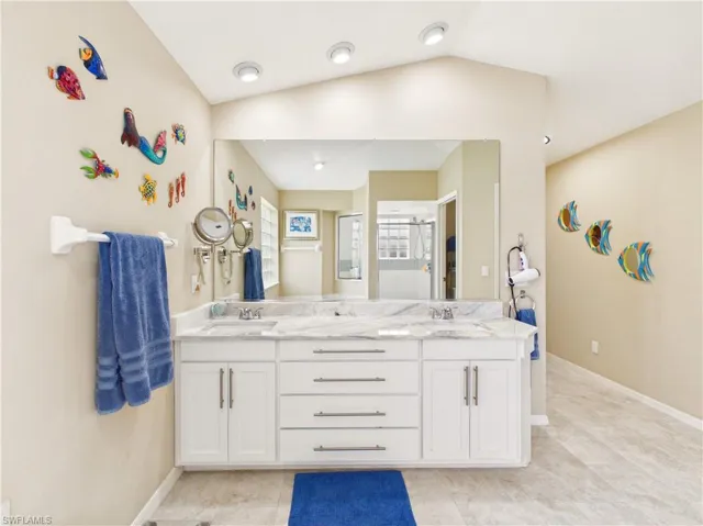 12767 Hunters Ridge Dr, Bonita Springs, Florida 34135