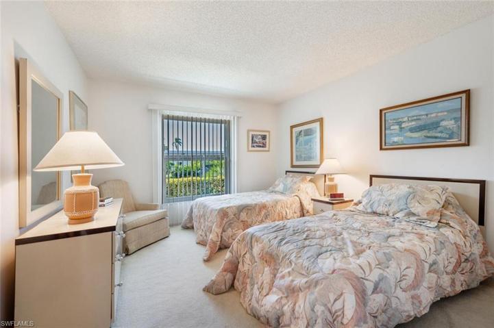 401 Charlemagne BLVD # B102, NAPLES FL 34112