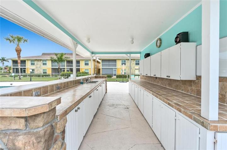 401 Charlemagne BLVD # B102, NAPLES FL 34112