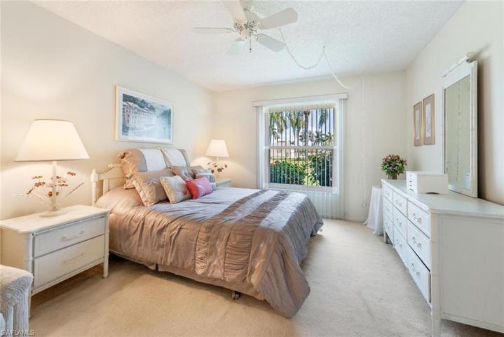 401 Charlemagne BLVD # B102, NAPLES FL 34112