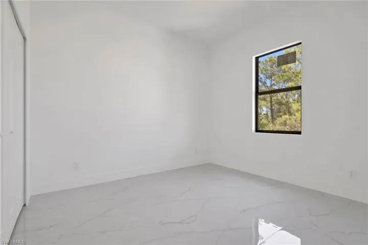 Guest bedroom 2