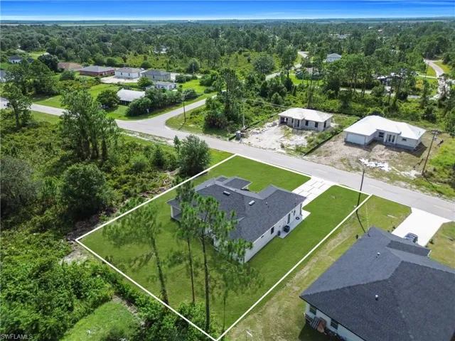 1129  Milwaukee  BLVD, Lehigh Acres, FL 33974
