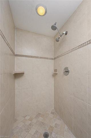 owners ensuite shower