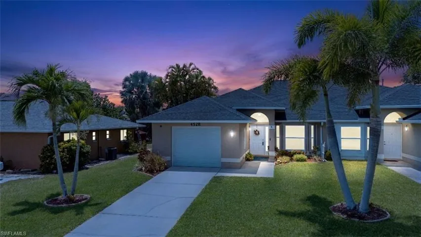 4528 SW 7th  PL, Cape Coral, FL 33914