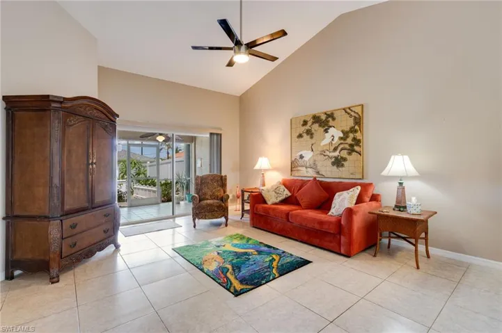 4528 SW 7th  PL, Cape Coral, FL 33914