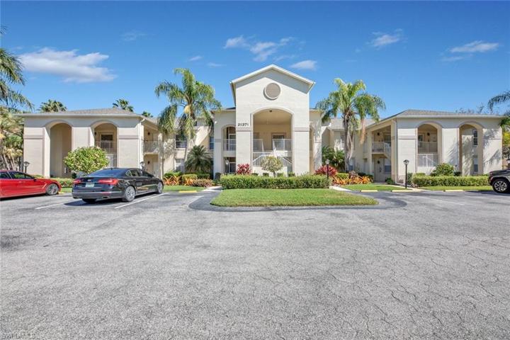 21371  Lancaster  RUN, Estero, FL 33928