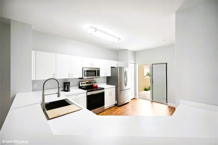 Kitchen and private courtyard access off kitchen